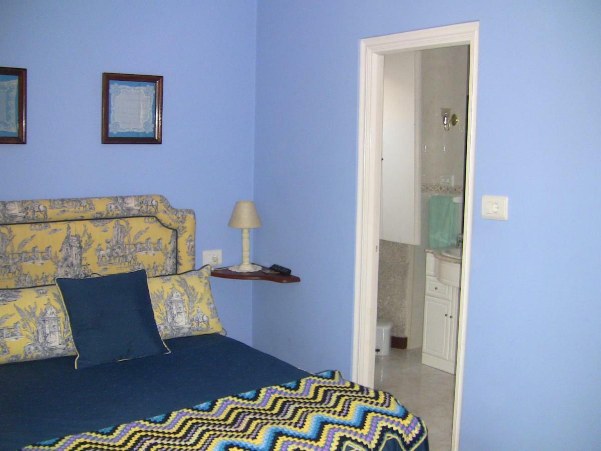 Гостевой дом Casa Xan Da Pena Villarmayor  Экстерьер фото